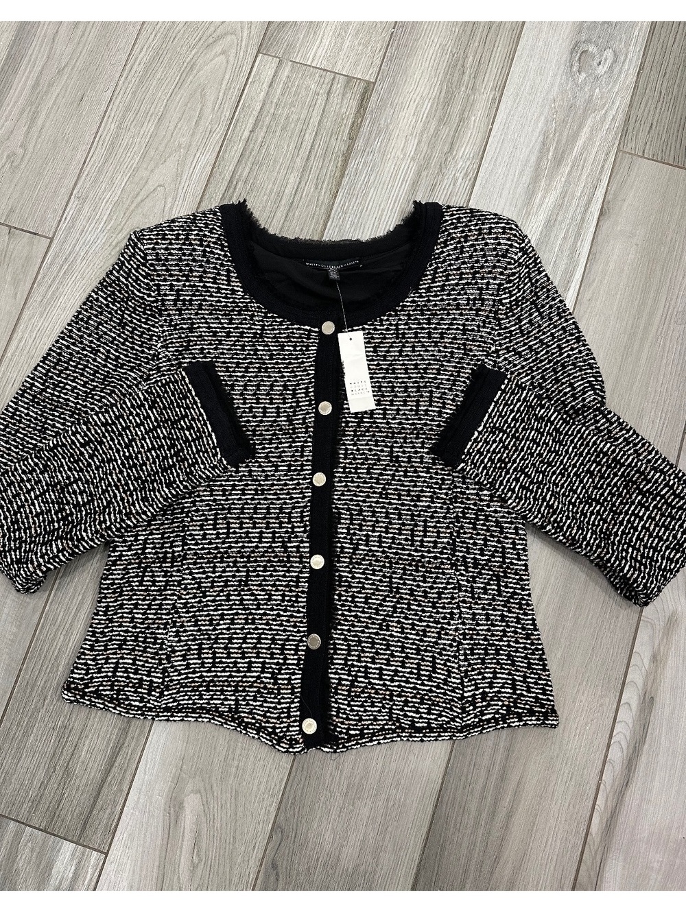 White House Black Market Black and Ecru Crop Sweater Jacket XL